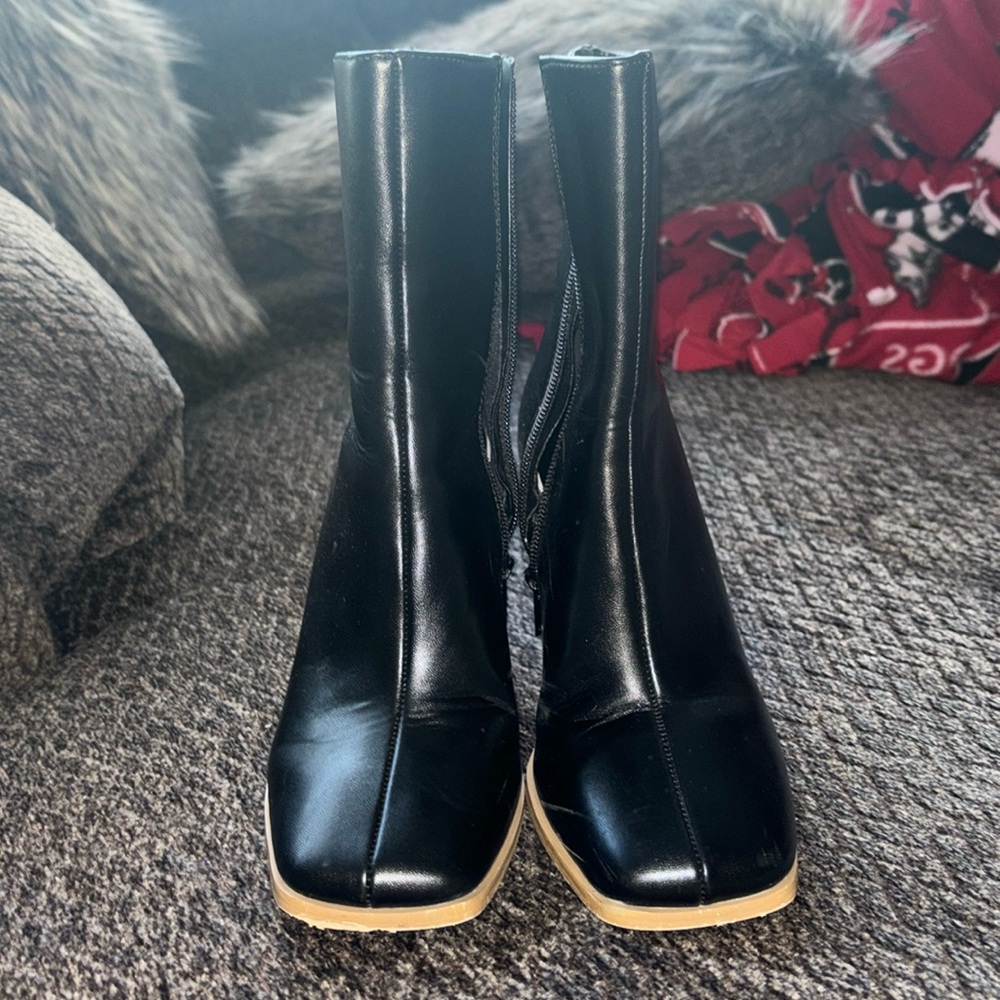 5 1/2 black heel booties, has some scratches but could be covered up!